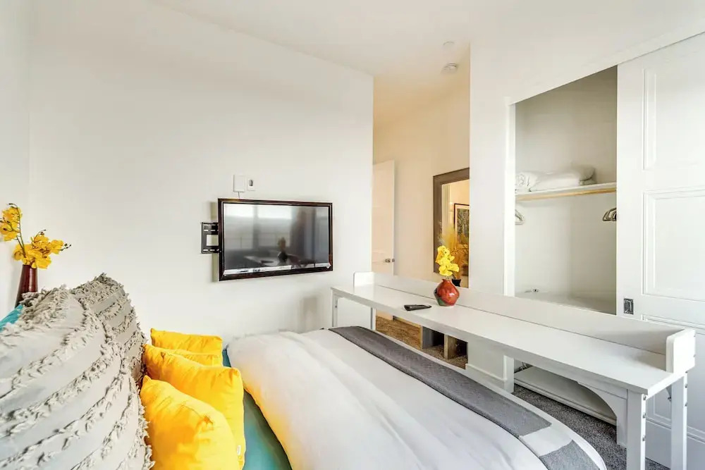 Miralon: Private Luxury Living w/ Resort Amenities