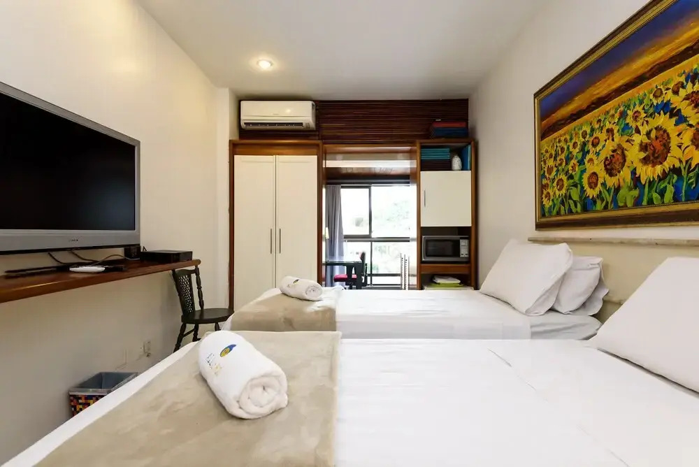 Apartment in Copacabana 200m From the Beach Cavirio Rpp103