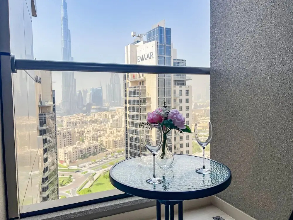 Unforgettable 1BR Burj Khalifa Views
