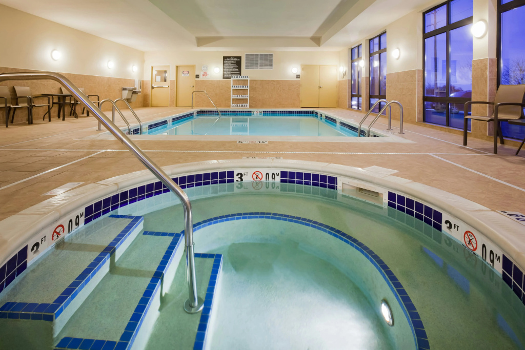 Hampton Inn Fairmont