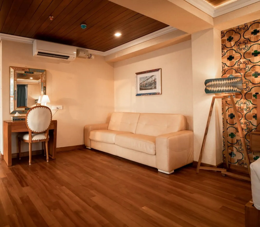 State Beach Resort & Spa