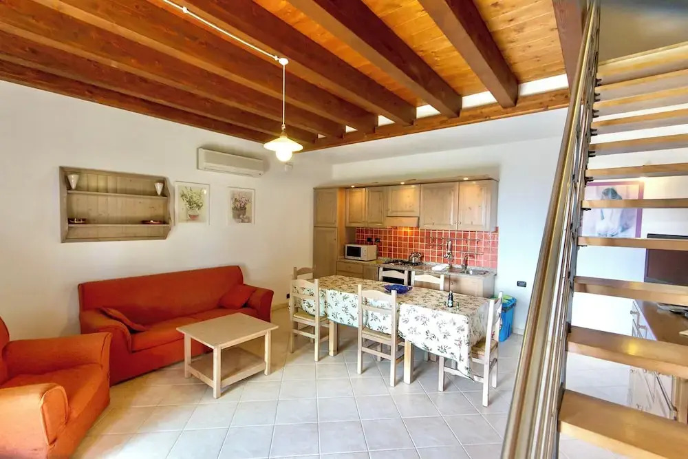 ISA - Residence with swimming pool a few minutes from Alghero
