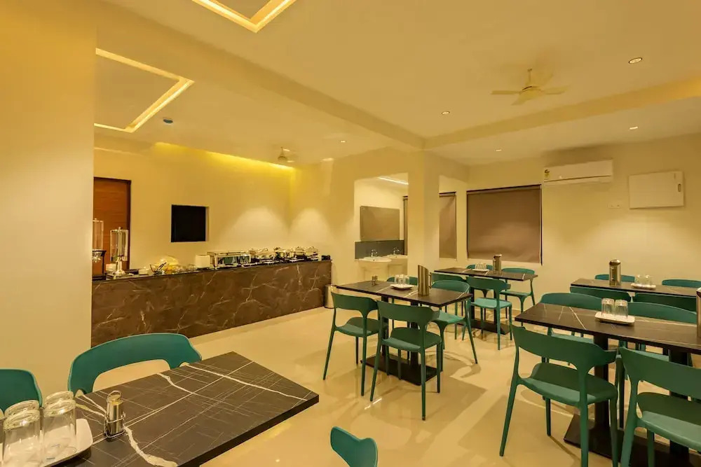 Emarald Hotel Calicut