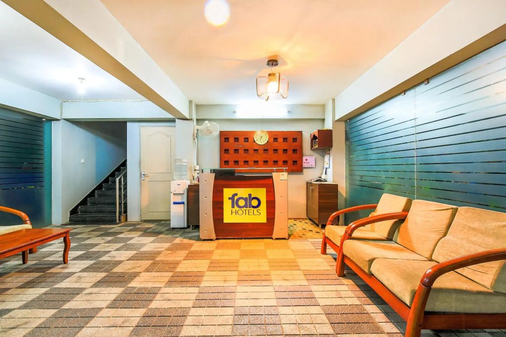 FabHotel Yesmark I