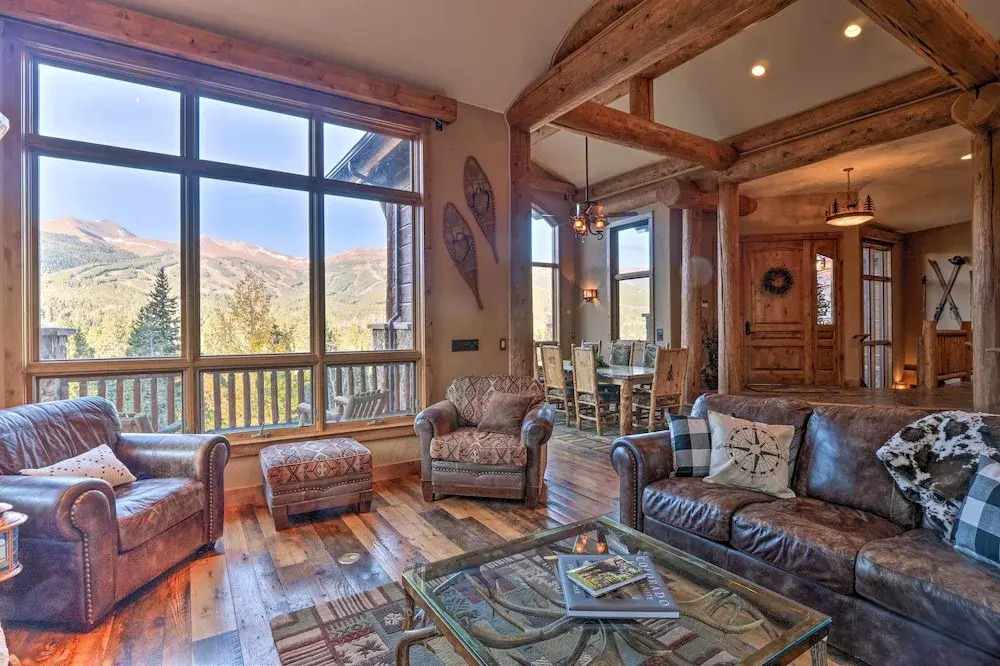 Hilltop Breck Home: Hot Tub, Views & Walk to Town