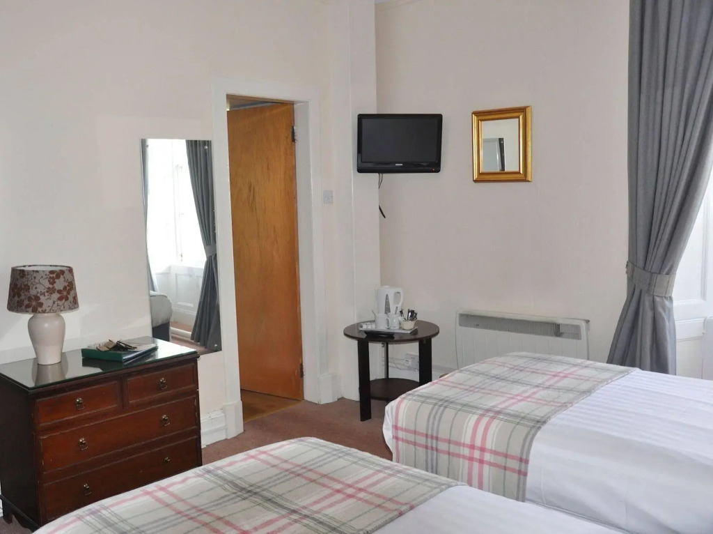 Atholl Arms Hotel