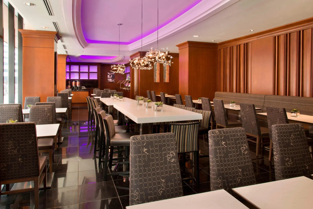 Residence Inn by Marriott Toronto Downtown / Entertainment District