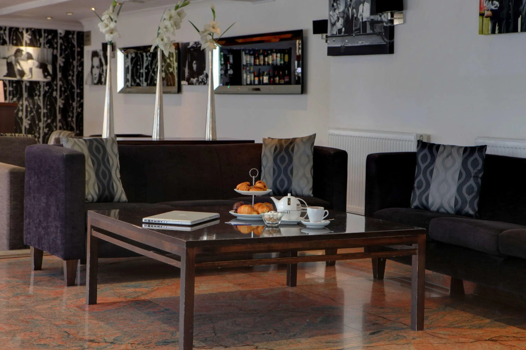 Best Western Palm Hotel