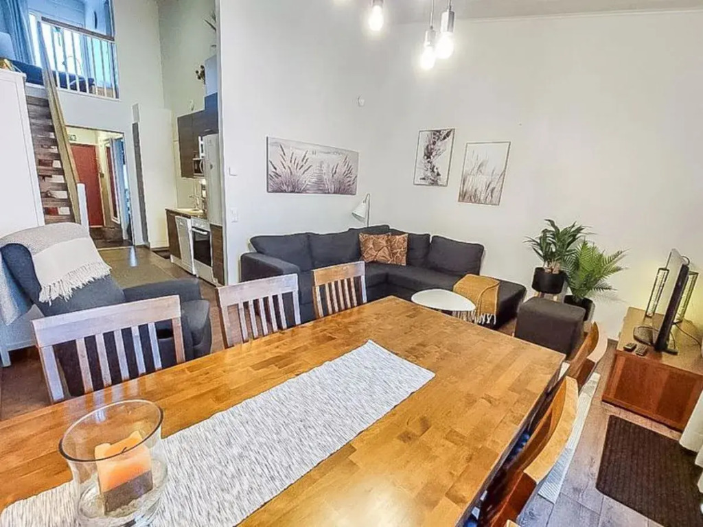 Skivillas 61 ukkohalla (b1)