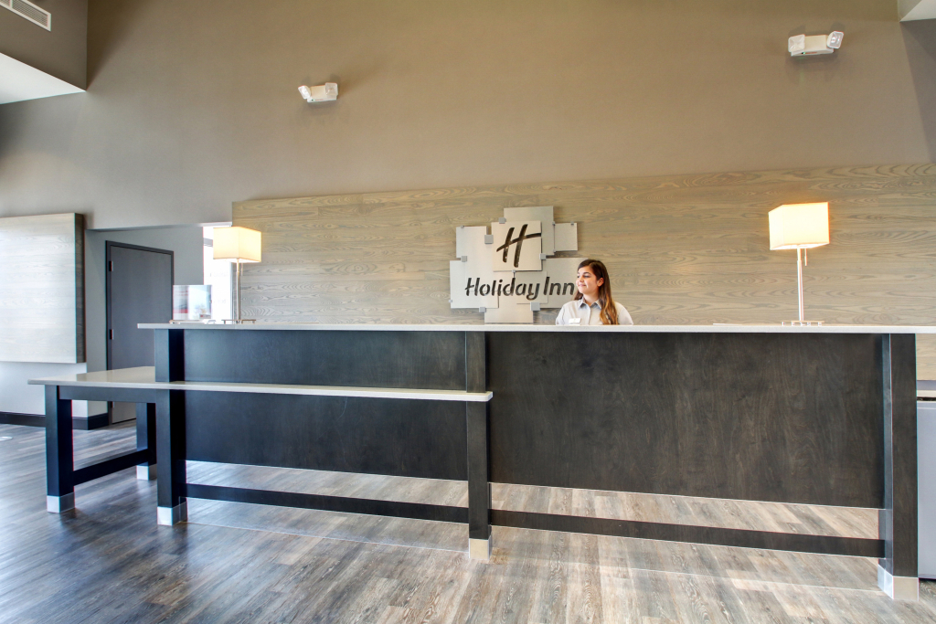 Holiday Inn & Suites Peoria At Grand Prairie by IHG