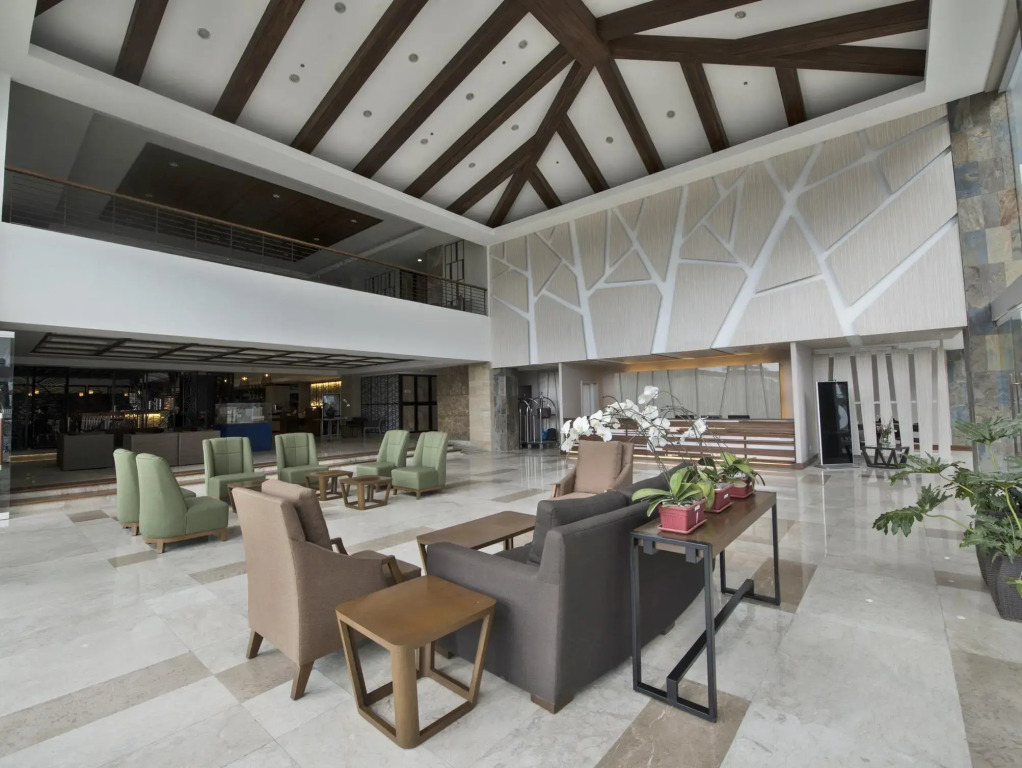 Newtown Plaza Hotel