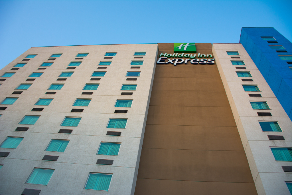 Holiday Inn Express Saltillo Zona Aeropuerto by IHG
