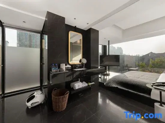 GET IT NOW HOTEL (Xi'an Bell and Drum Tower Yongningmen Metro Station)