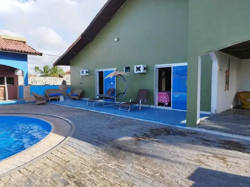 Casa com Piscina 50000 lts Área Gourmet