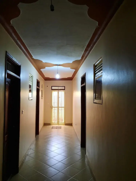 Airport Side Hotel Entebbe