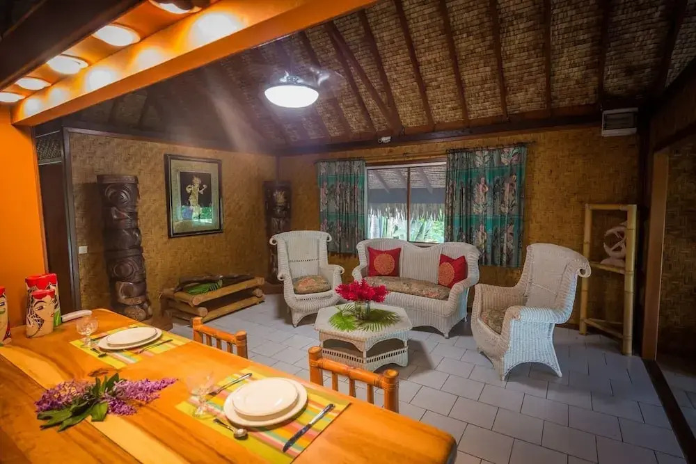 BORA BORA HOLIDAYS LODGE
