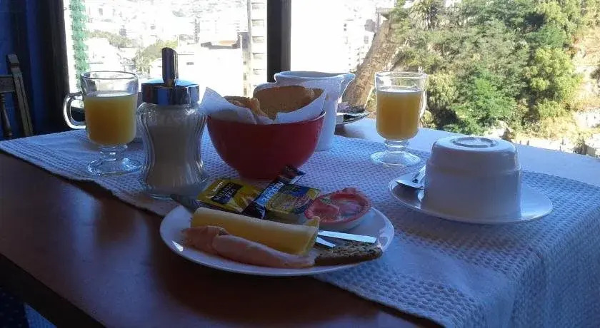 Gagliardo House