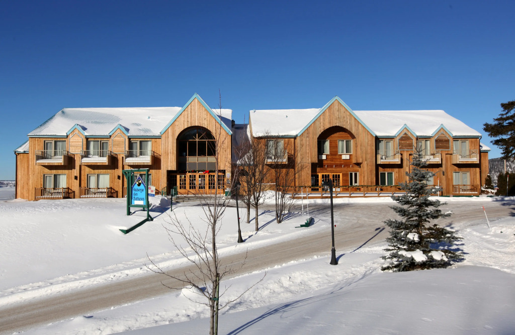 BATTURES Hotel Fjord Saguenay