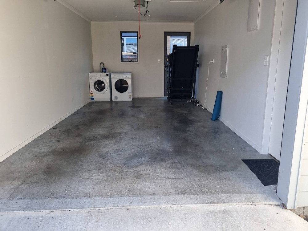 New Stylish 2-bedroom House in Frankton, Hamilton