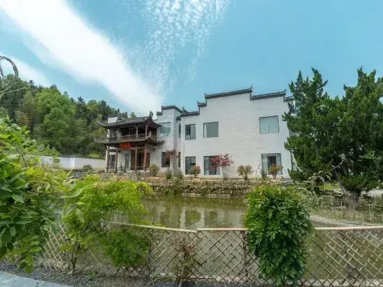 Fuji Holiday Villa