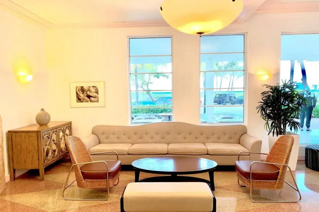 Ocean Surf Hotel