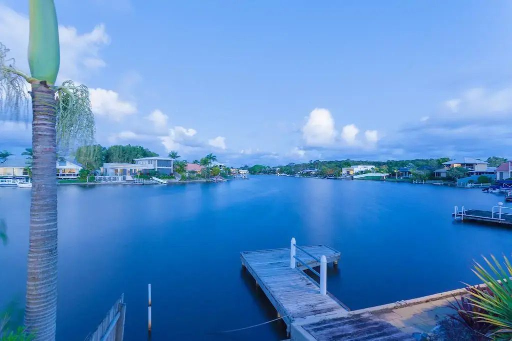 15 Shorehaven Drive