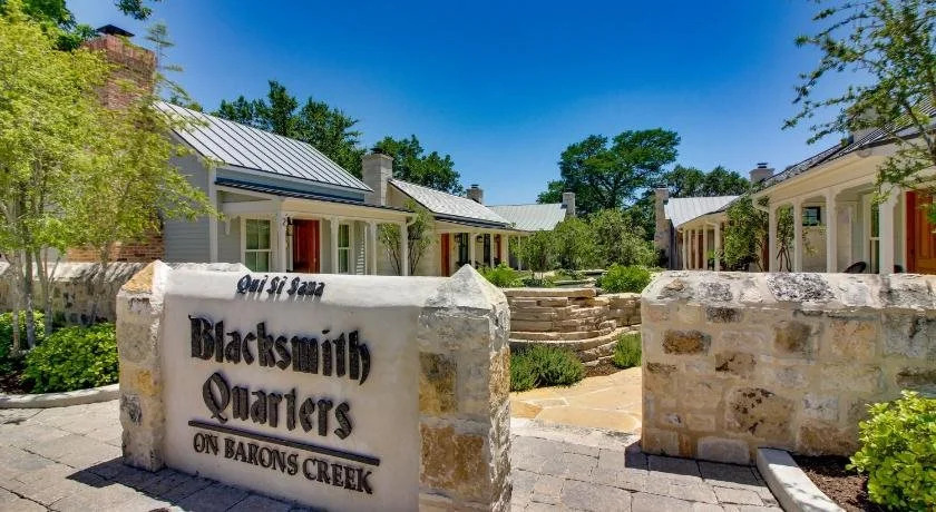 Blacksmith Quarters on Barons Creek