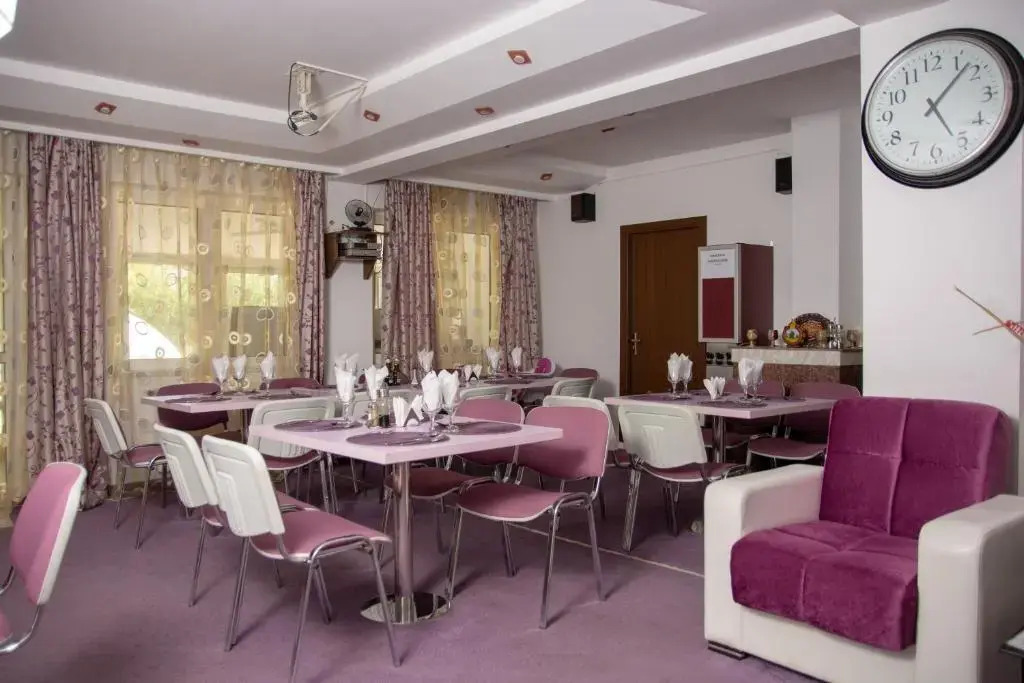 Amethyst House Therme & Bucharest Otopeni Airport