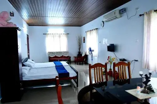 Royal Beach Abode