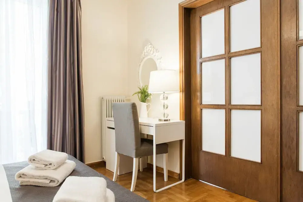 Athenian Home by Livin Urbban