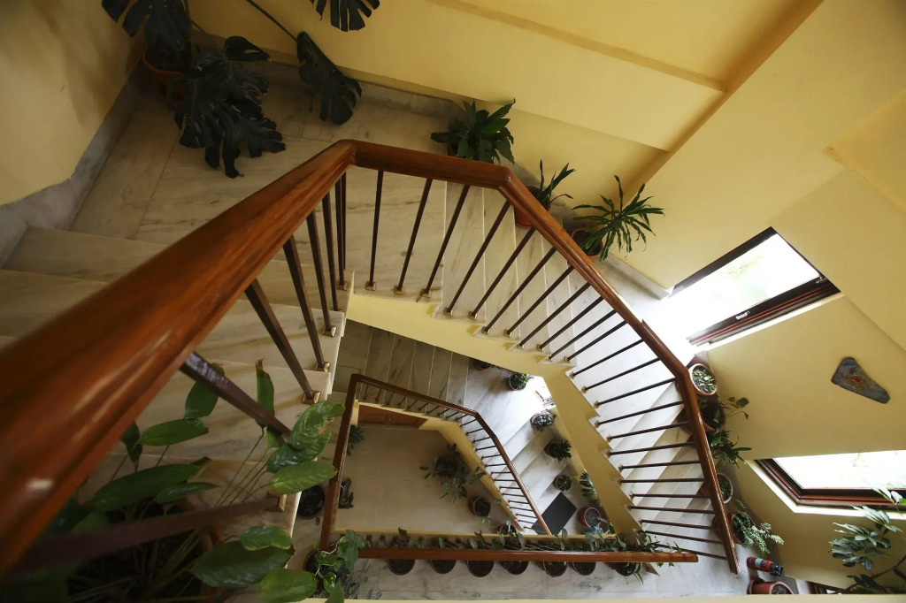 Royal Astoria Hotel