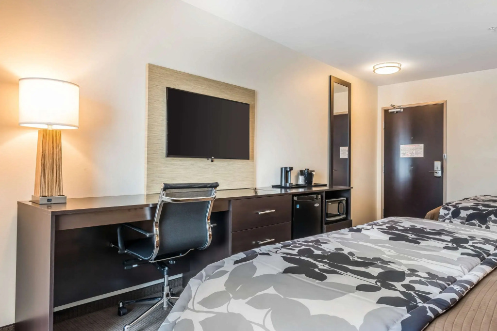Sleep Inn & Suites Cumberland - LaVale