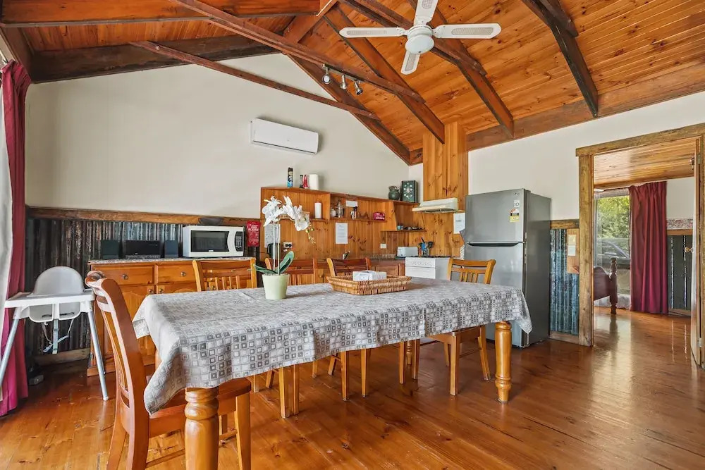StayAU 3BR Quaint Countryside Cottage