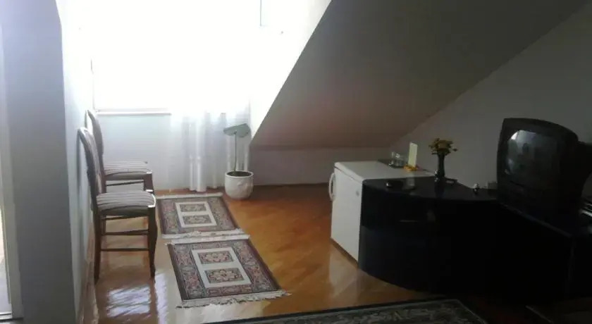 Apartments Lux M