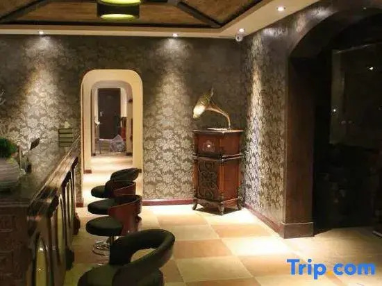 Yijia Express Hotel Wuzhi