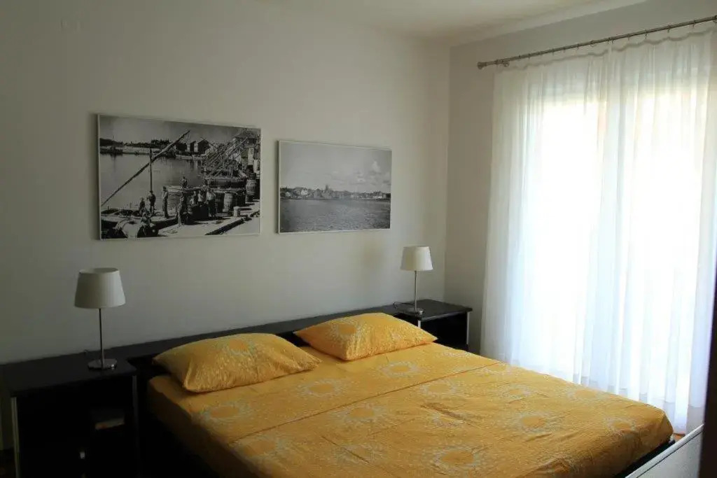Vila Rojana