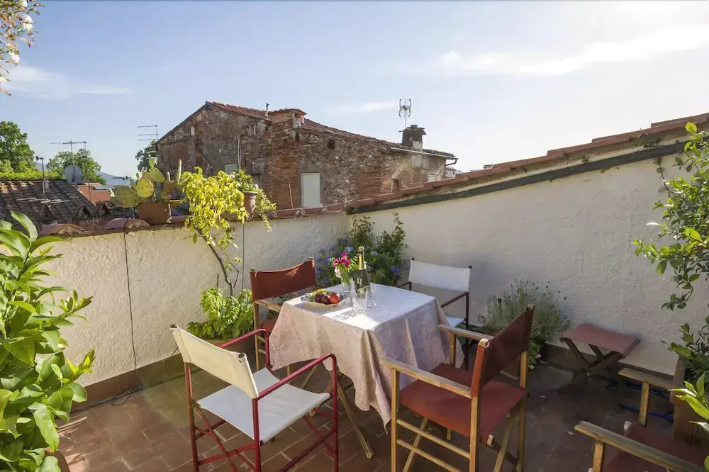 Ottavia by Vacation in Lucca