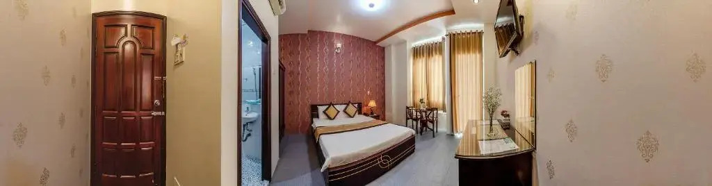 Dong Bao Hotel