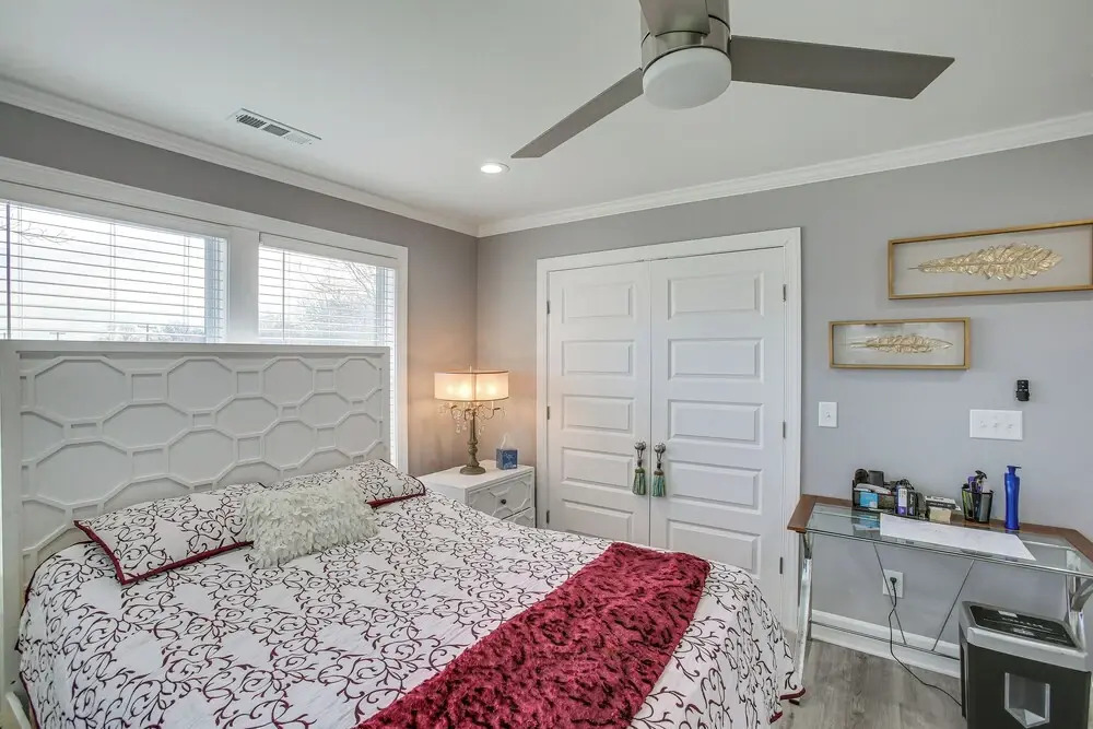 Pet-friendly Gallatin Home w/ Deck, 1 Mi to Town!