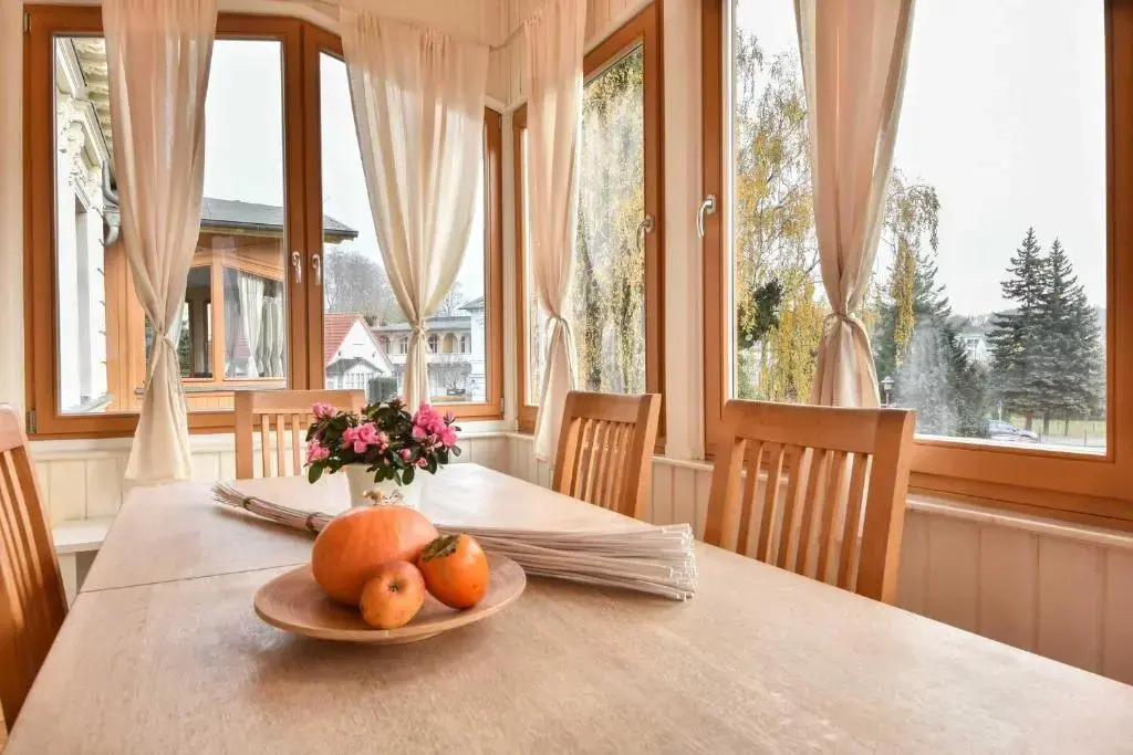 Villa Lamora 03