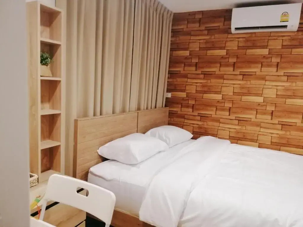 White House Hostel