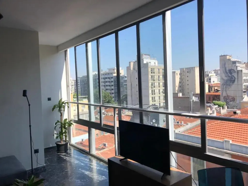Ladadika 5th Floor