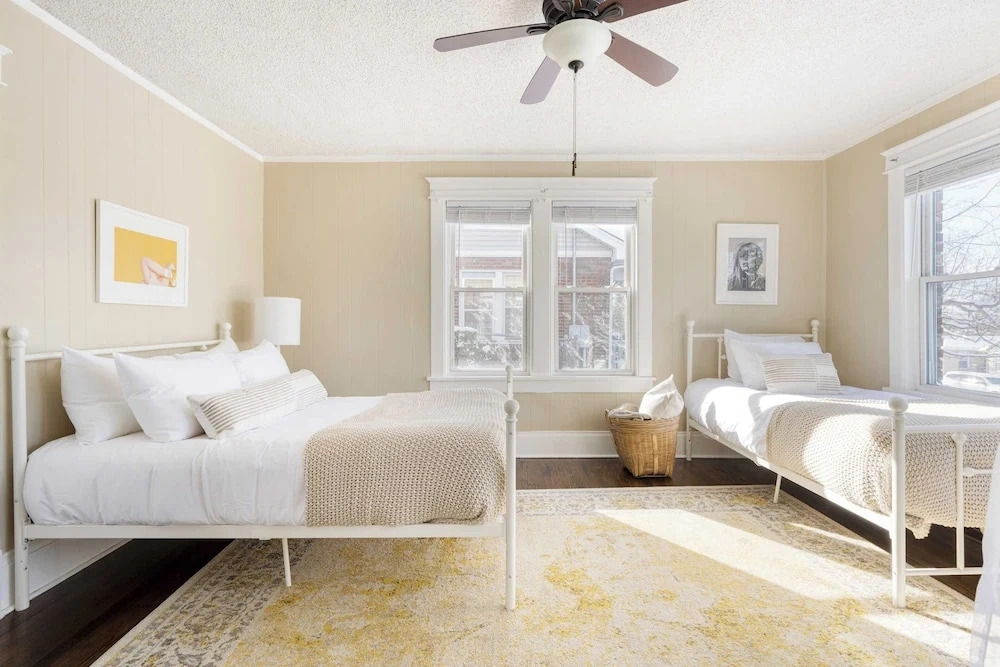Louise by Avantstay Cute Nashville Home w/ Large Yard & Firepit!