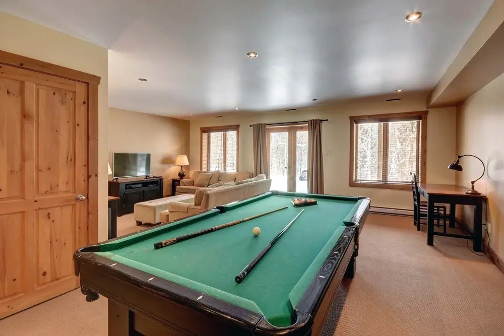 Chalet Lakota