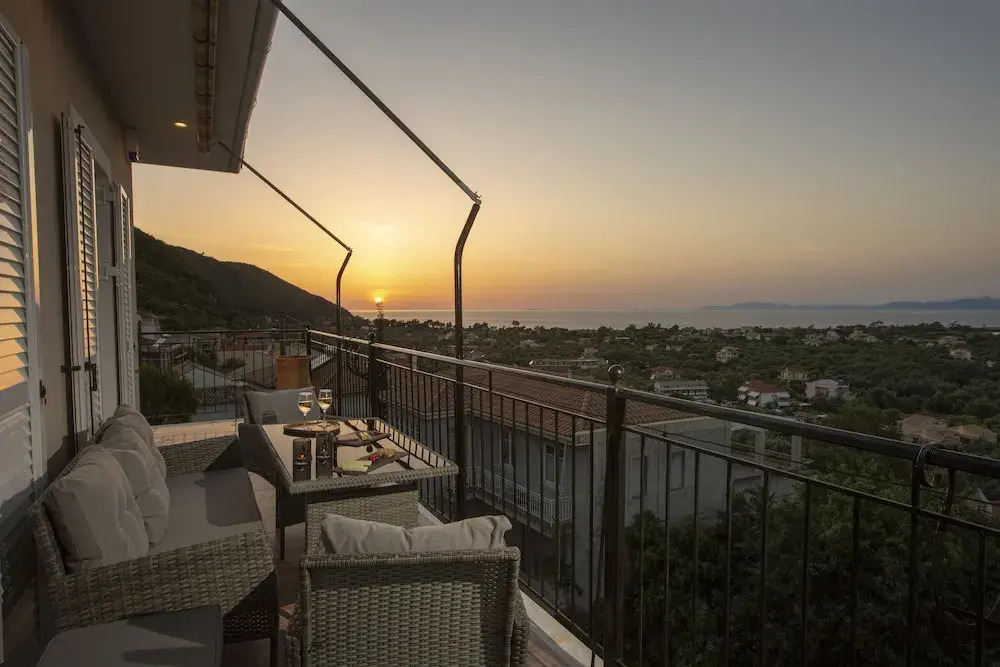 Villa Dimitris - The House Experience