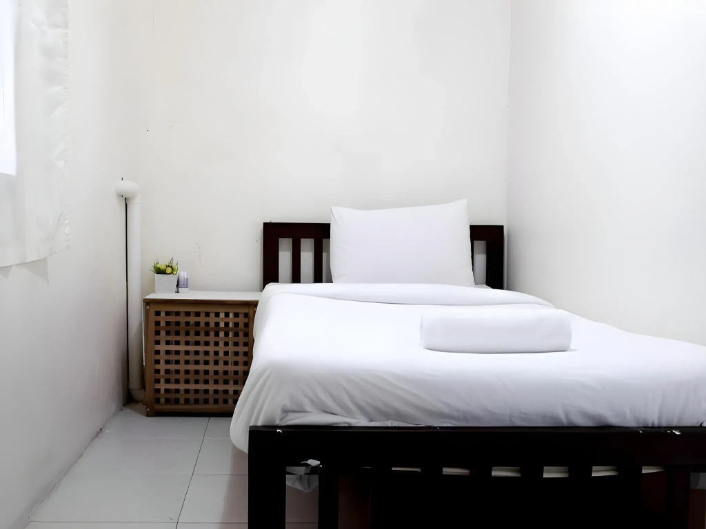 Asoke Montri Hostel