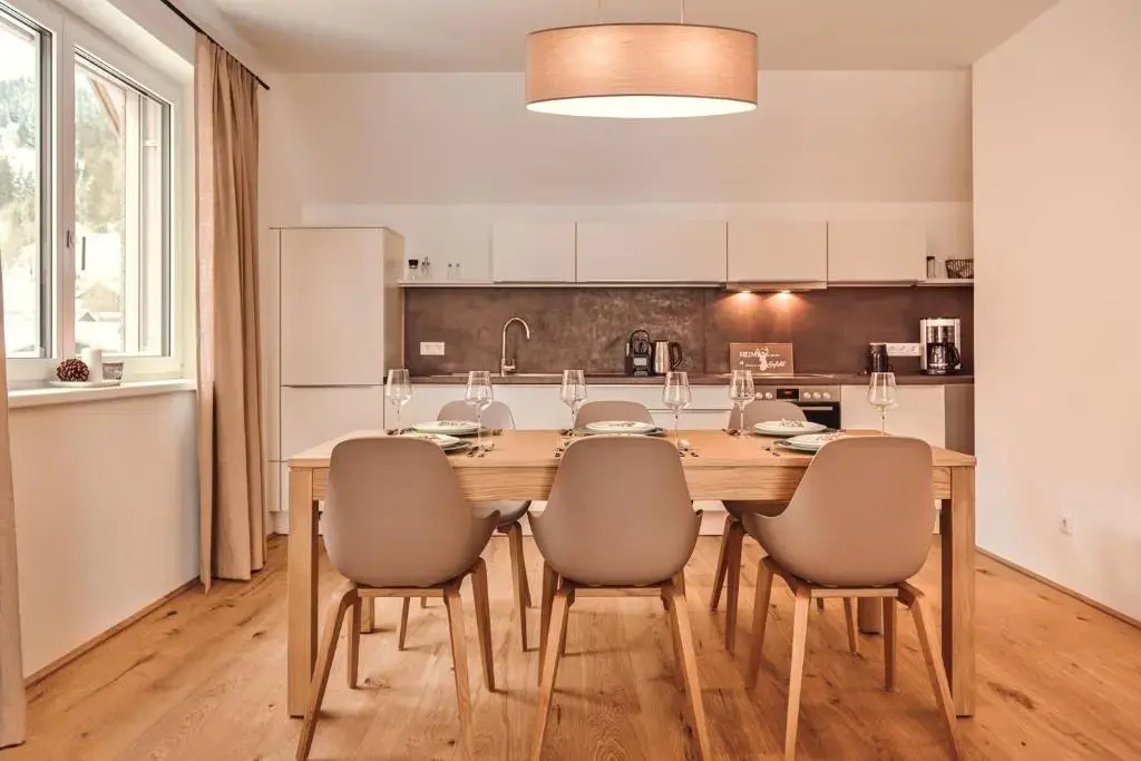 die Tauplitz Lodges - Alm Lodge A13 by AA Holiday Homes