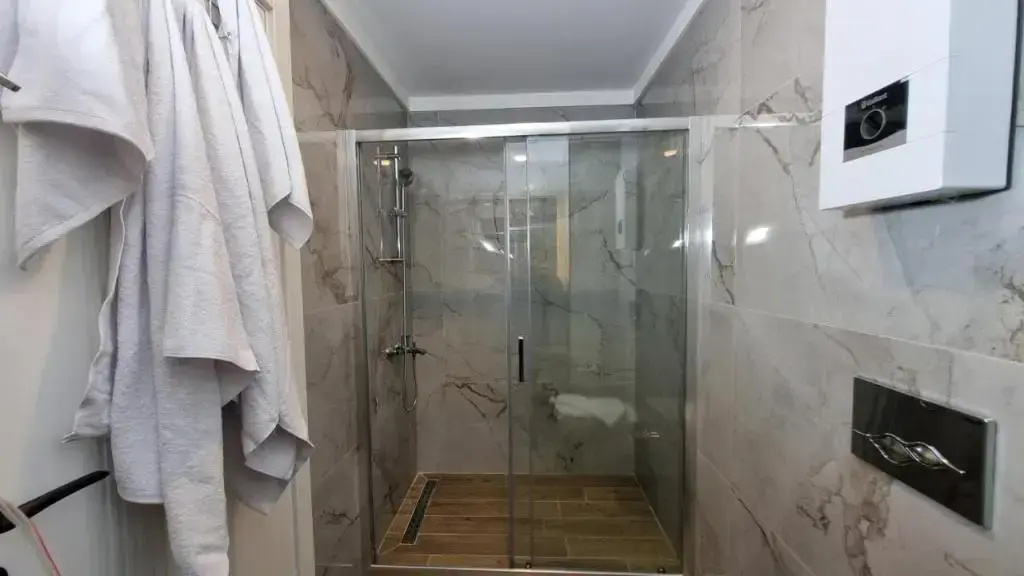 Elite Luxury Suite - City 3