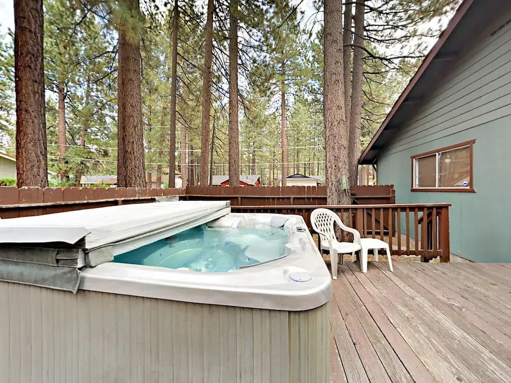 Central South Lake Tahoe House by RedAwning