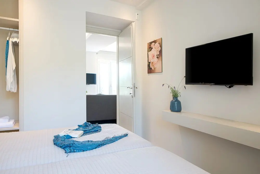 Dimi Brous Apartment 1 by CorfuEscapes